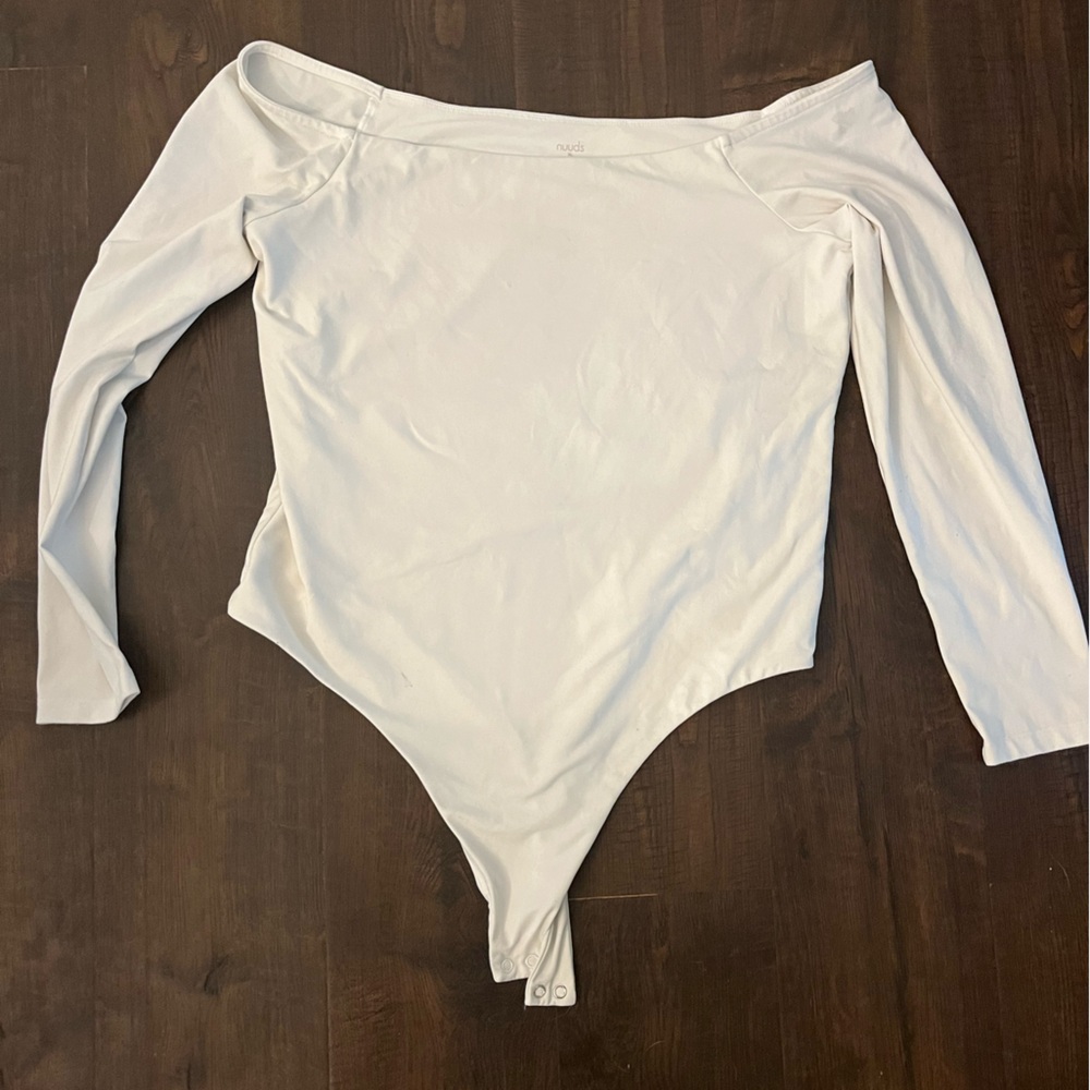 Nuuds white off the shoulder body suit XL